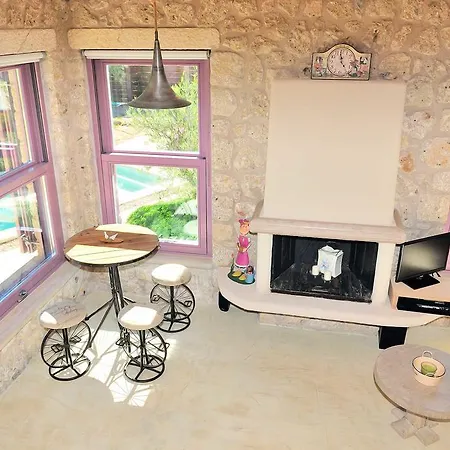 Willa Mounty Island Lazaráta