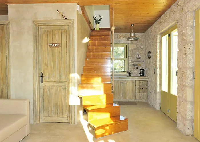 Mounty Island Villa *