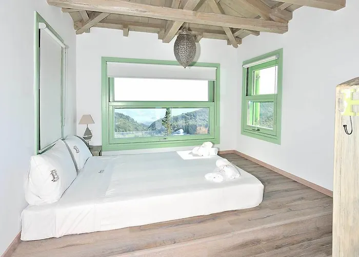 Mounty Island Villa